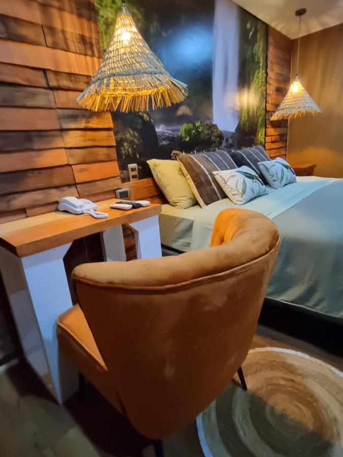 Hotel Boutique Tierra De Islas Chiloe Кастро Экстерьер фото