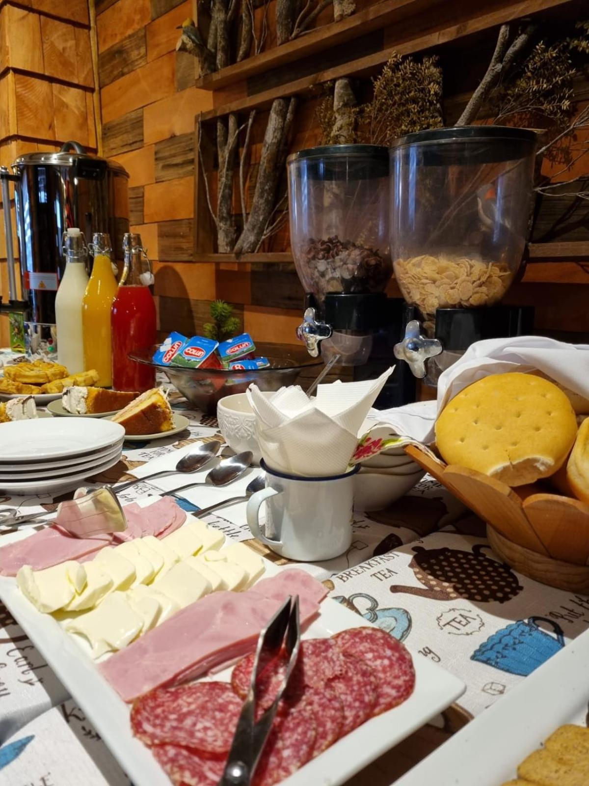 Hotel Boutique Tierra De Islas Chiloe Кастро Экстерьер фото