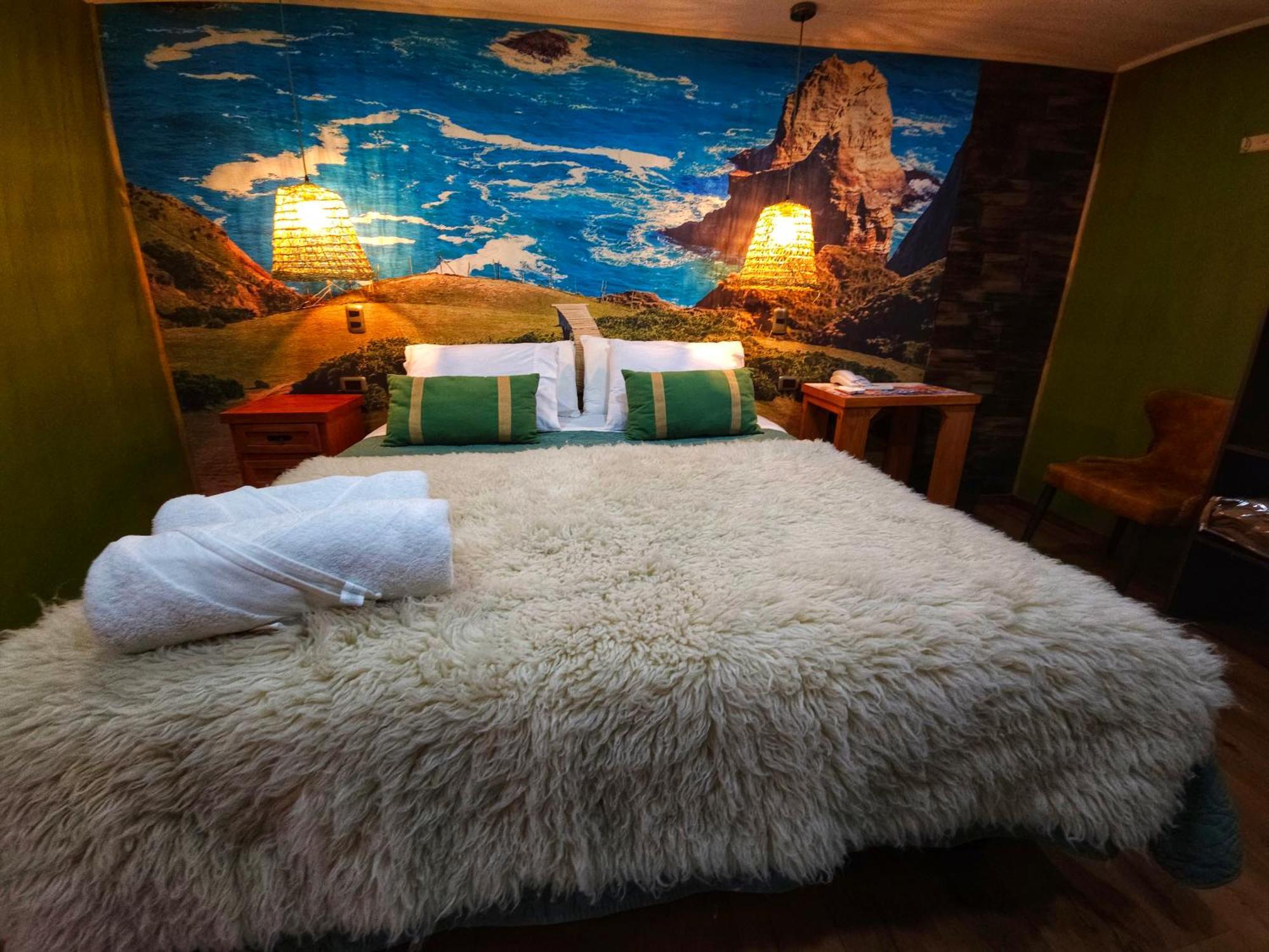 Hotel Boutique Tierra De Islas Chiloe Кастро Экстерьер фото